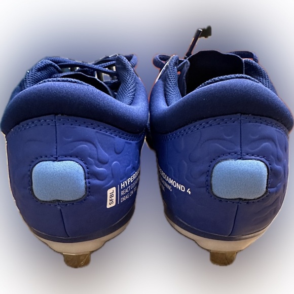 Nike HyperDiamond 4 Elite Softball Cleats - Picture 3 of 9